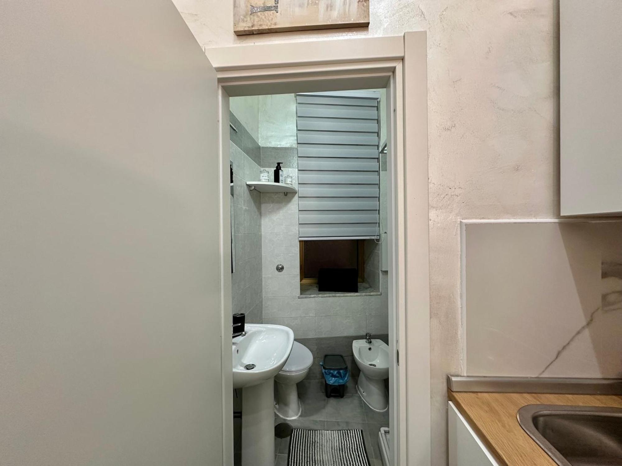 Roila House - Self Checkin Apartment Napoli Ngoại thất bức ảnh