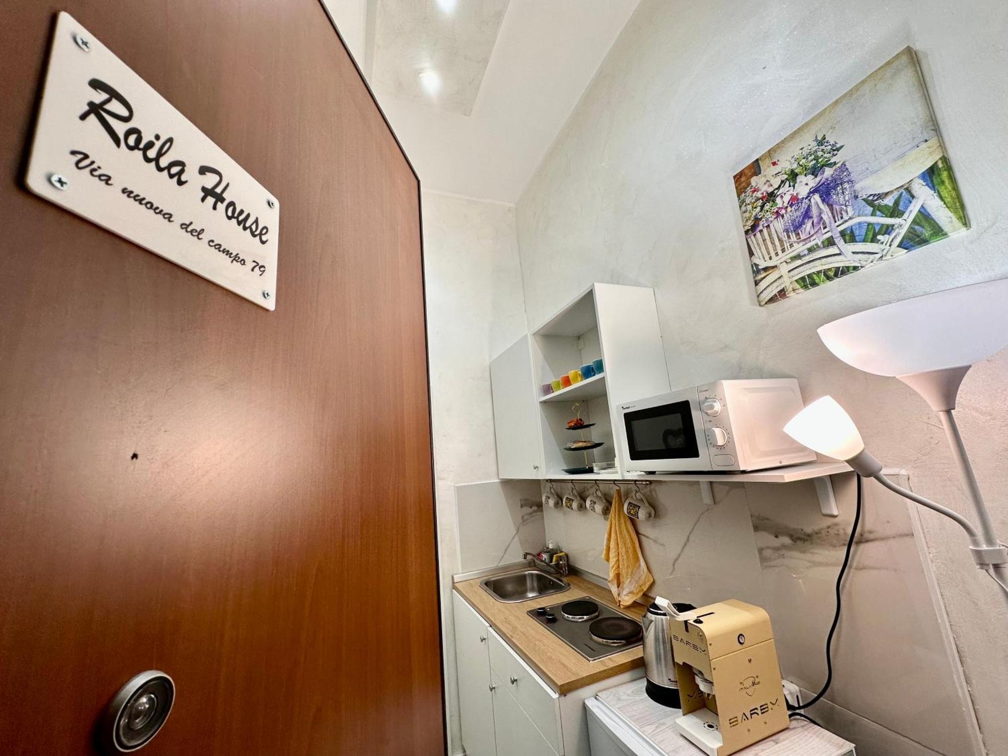 Roila House - Self Checkin Apartment Napoli Ngoại thất bức ảnh