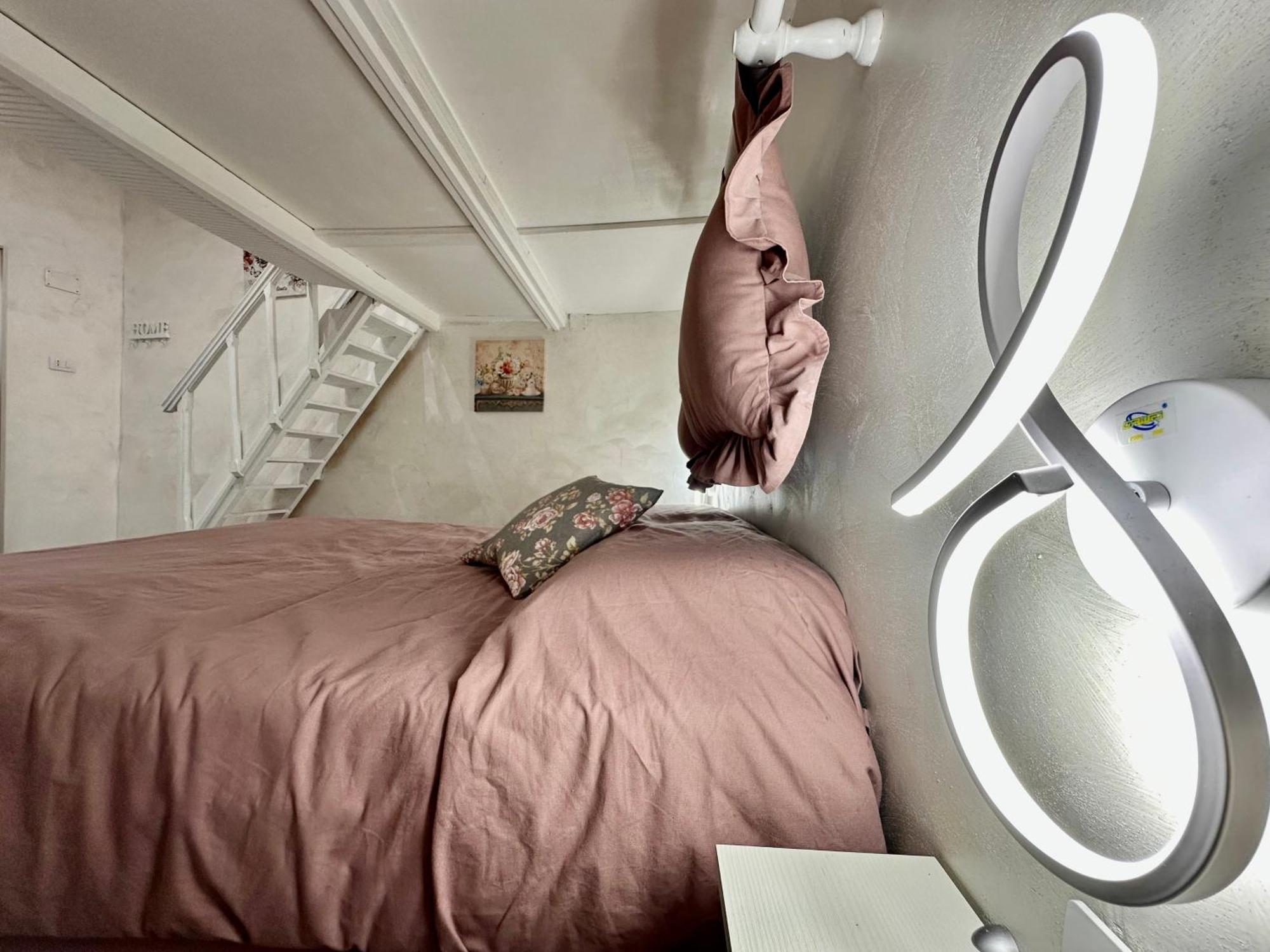 Roila House - Self Checkin Apartment Napoli Ngoại thất bức ảnh