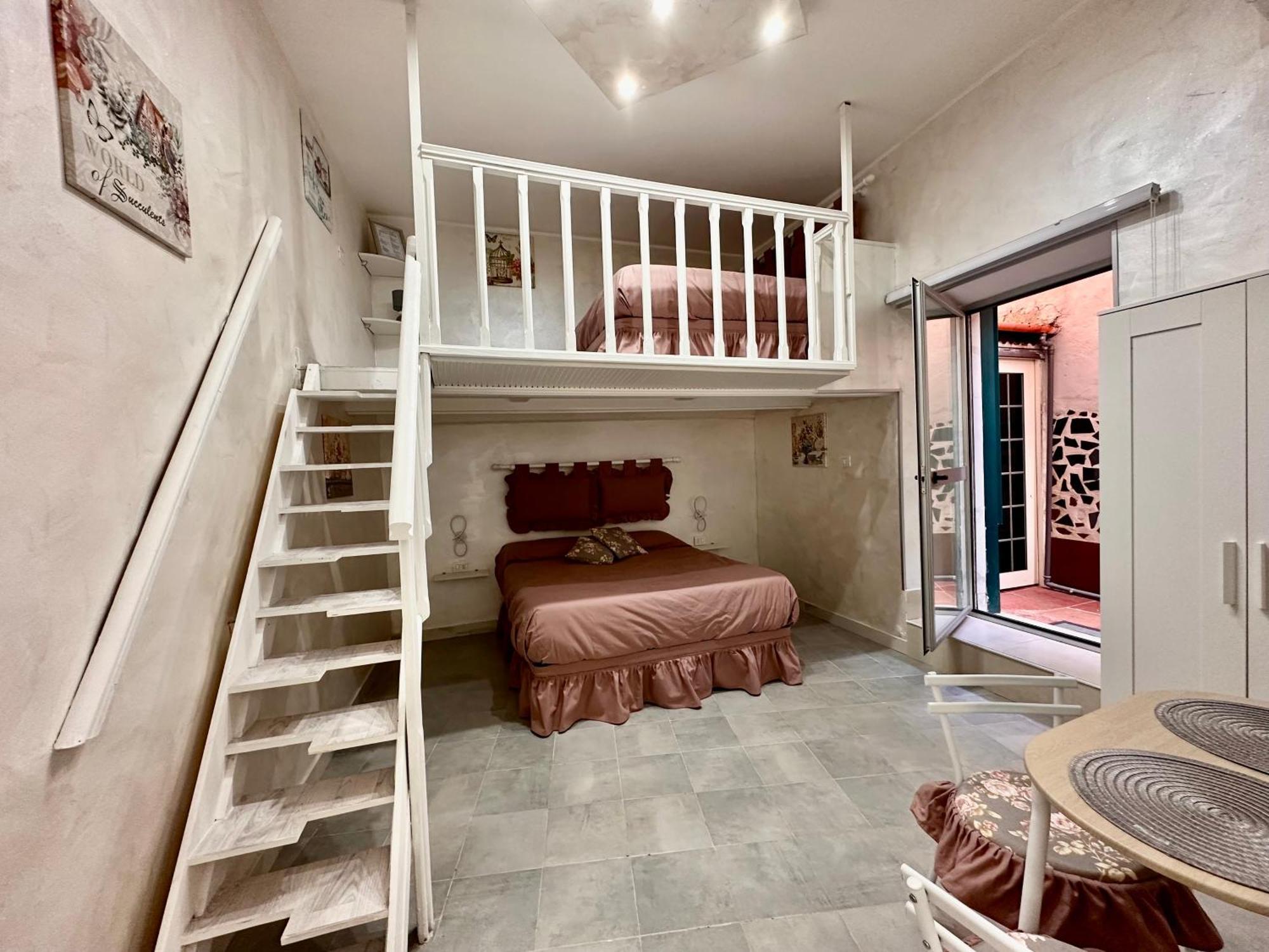 Roila House - Self Checkin Apartment Napoli Ngoại thất bức ảnh