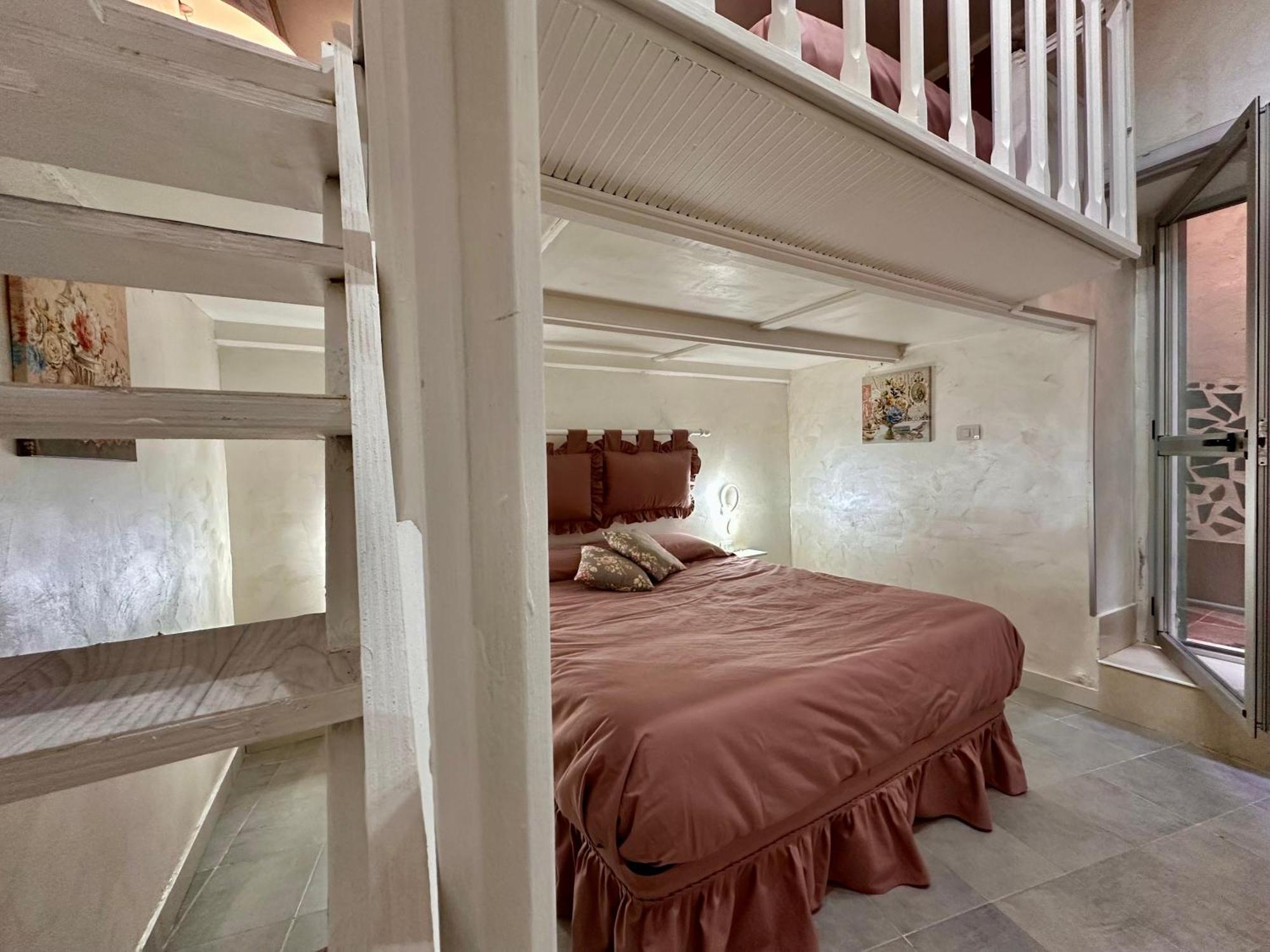 Roila House - Self Checkin Apartment Napoli Ngoại thất bức ảnh